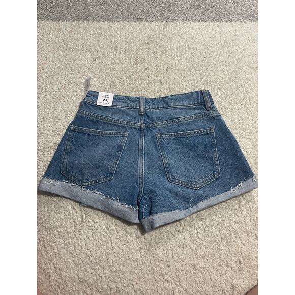NWT Pacsun Women's Size 25 Distressed Cuffed Hem Denim Mom Shorts Sylvie Blue - Picture 6 of 13